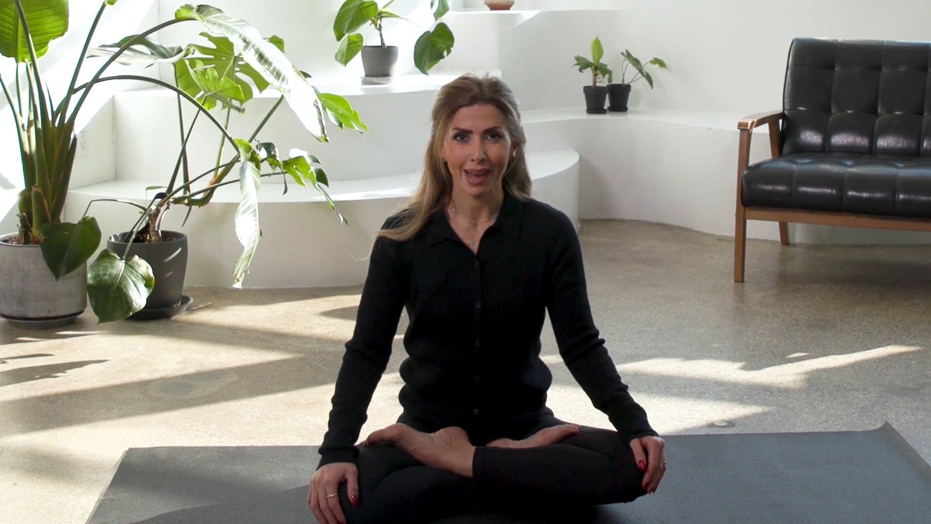 (العربية) اليوغا لتحسين القامة