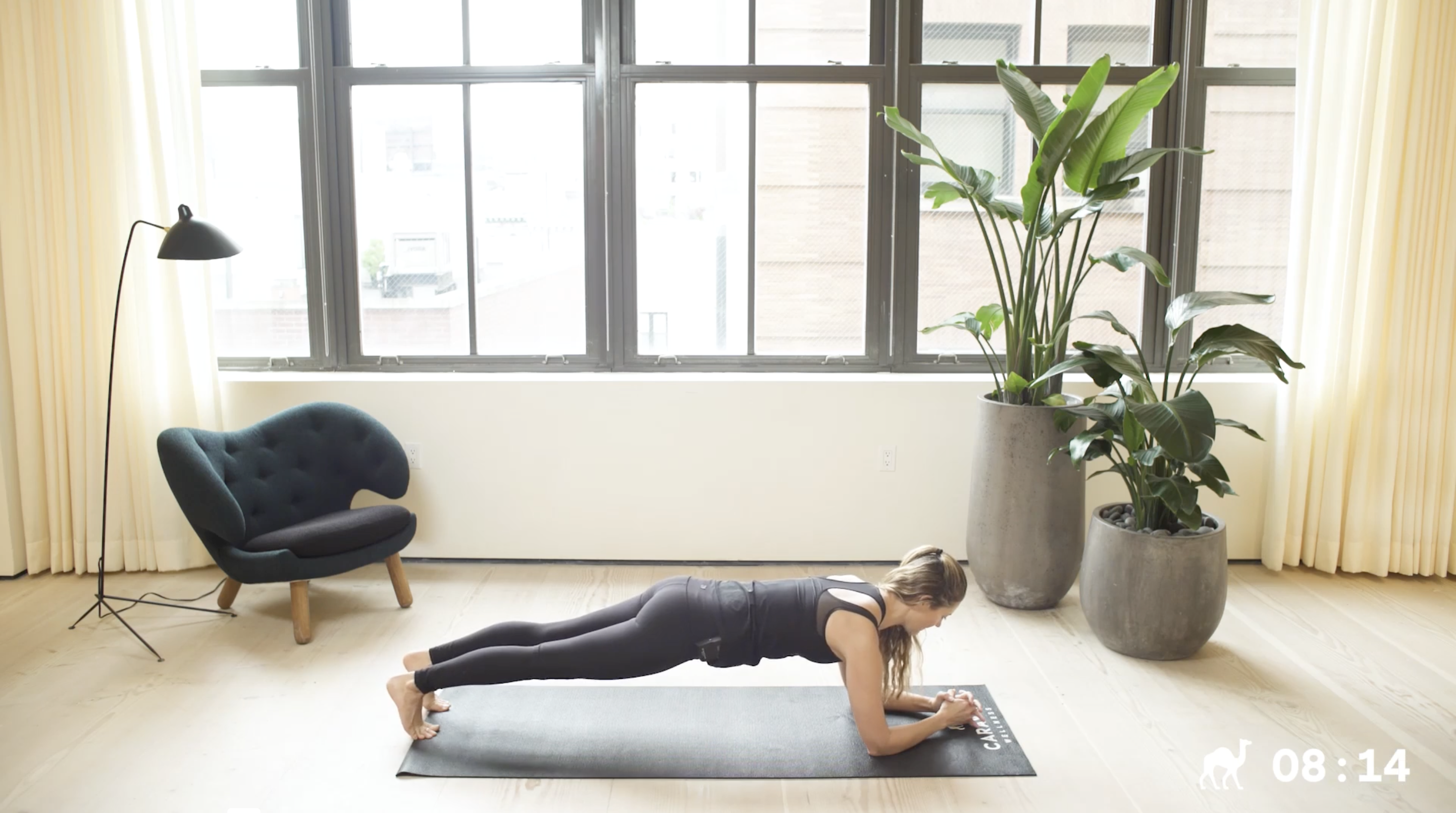 10 Min Pilates Side Bends