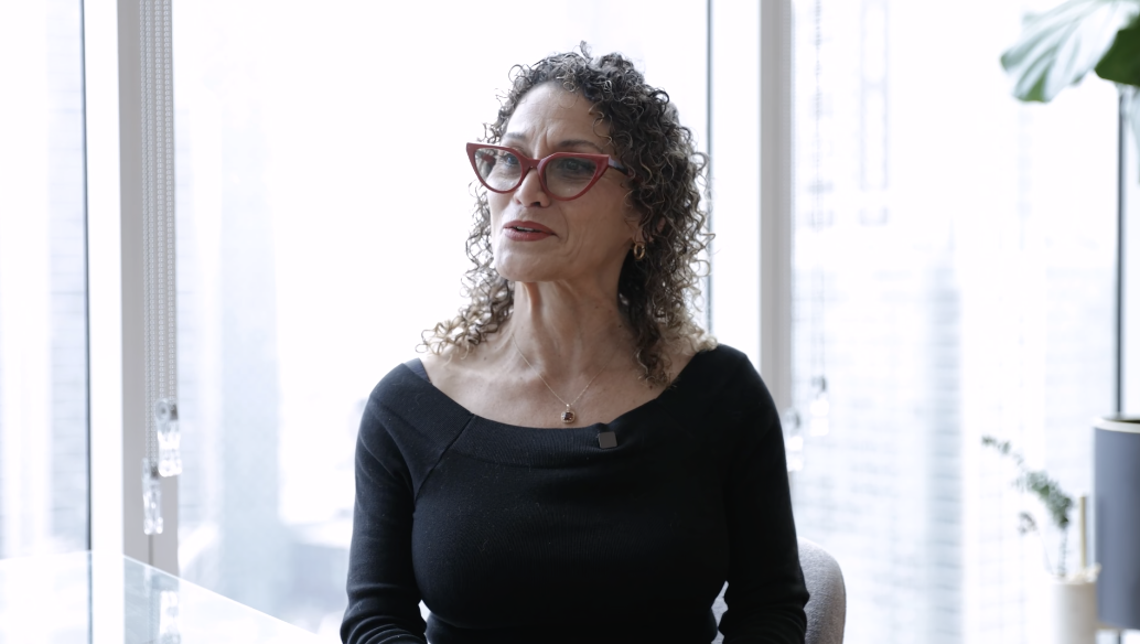 Levantarse feliz (Español) 