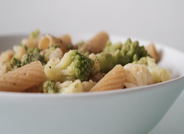 Garlic & Broccoli Pasta