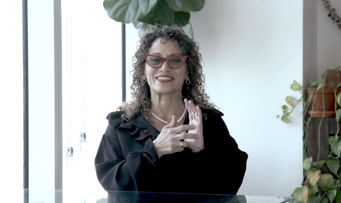 Tapping o pulsando para la ansiedad (Español)