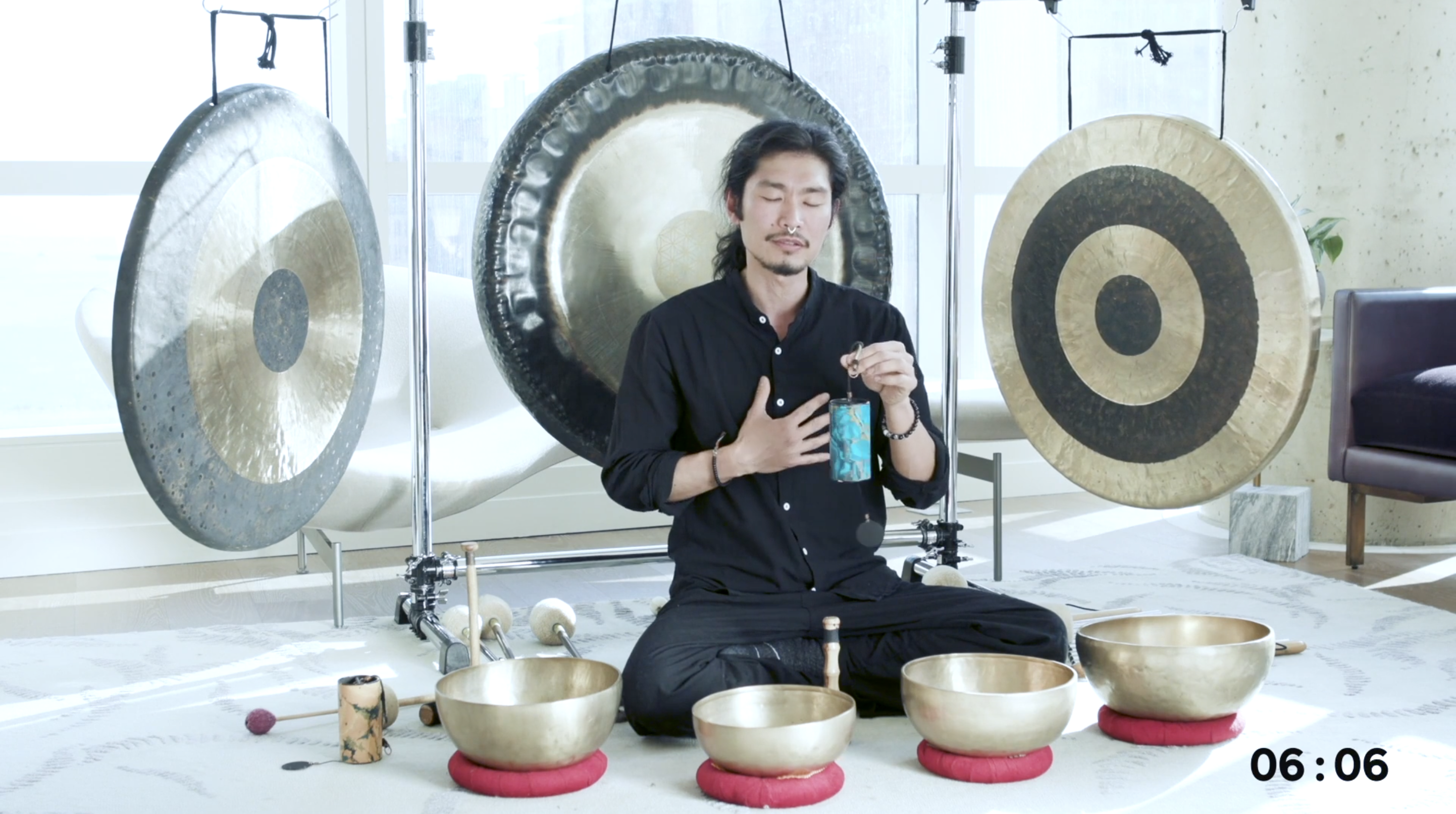 5 Min Music For Building Courage & Releasing Fear