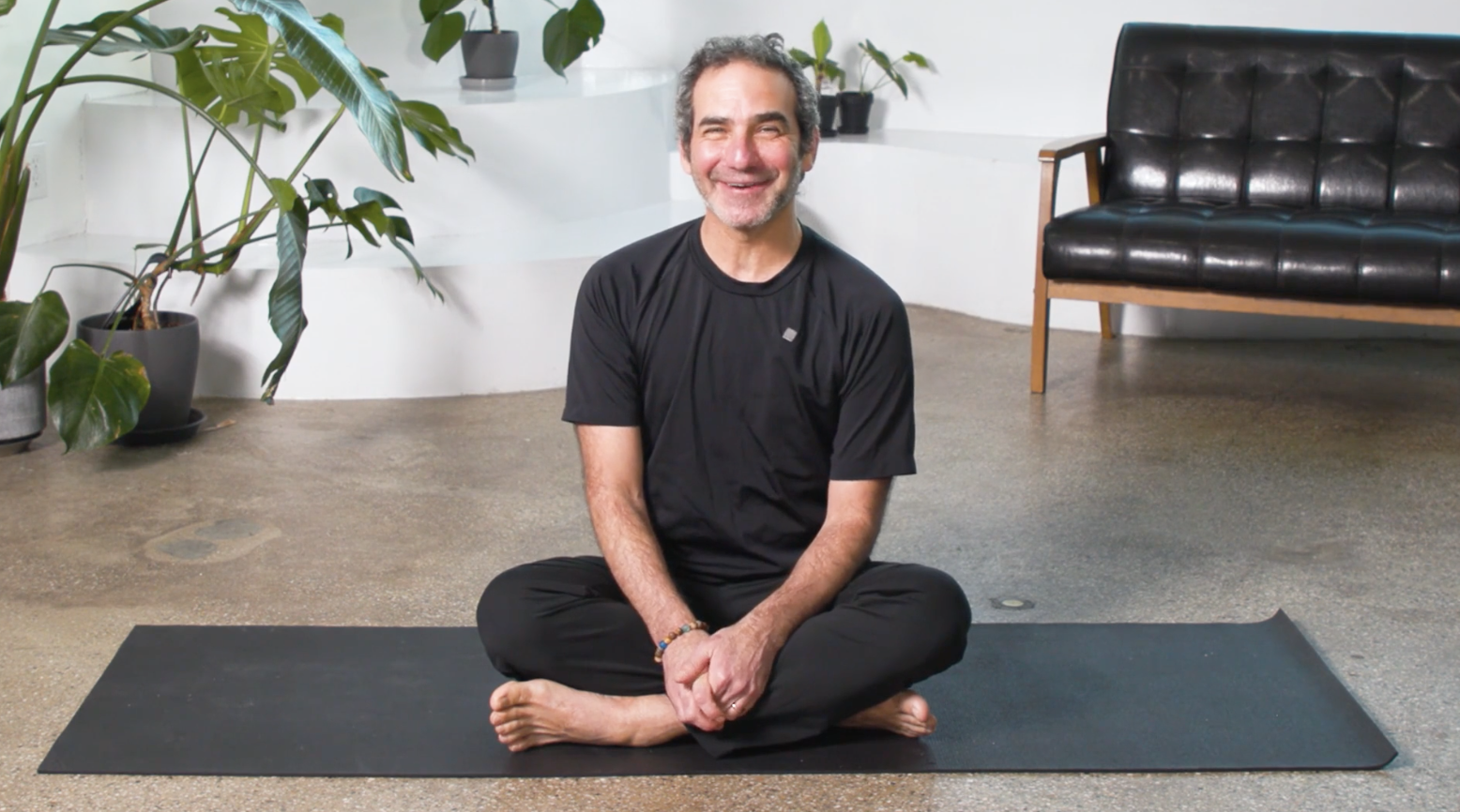 5 Min Yoga For Healthy Knees