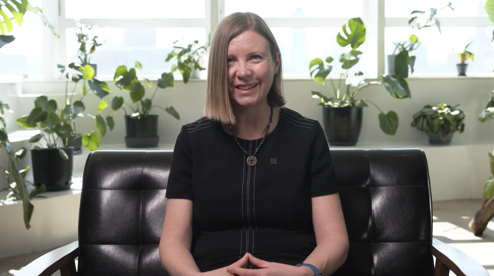 5 Min Overcoming Social Withdrawal & Building Connections