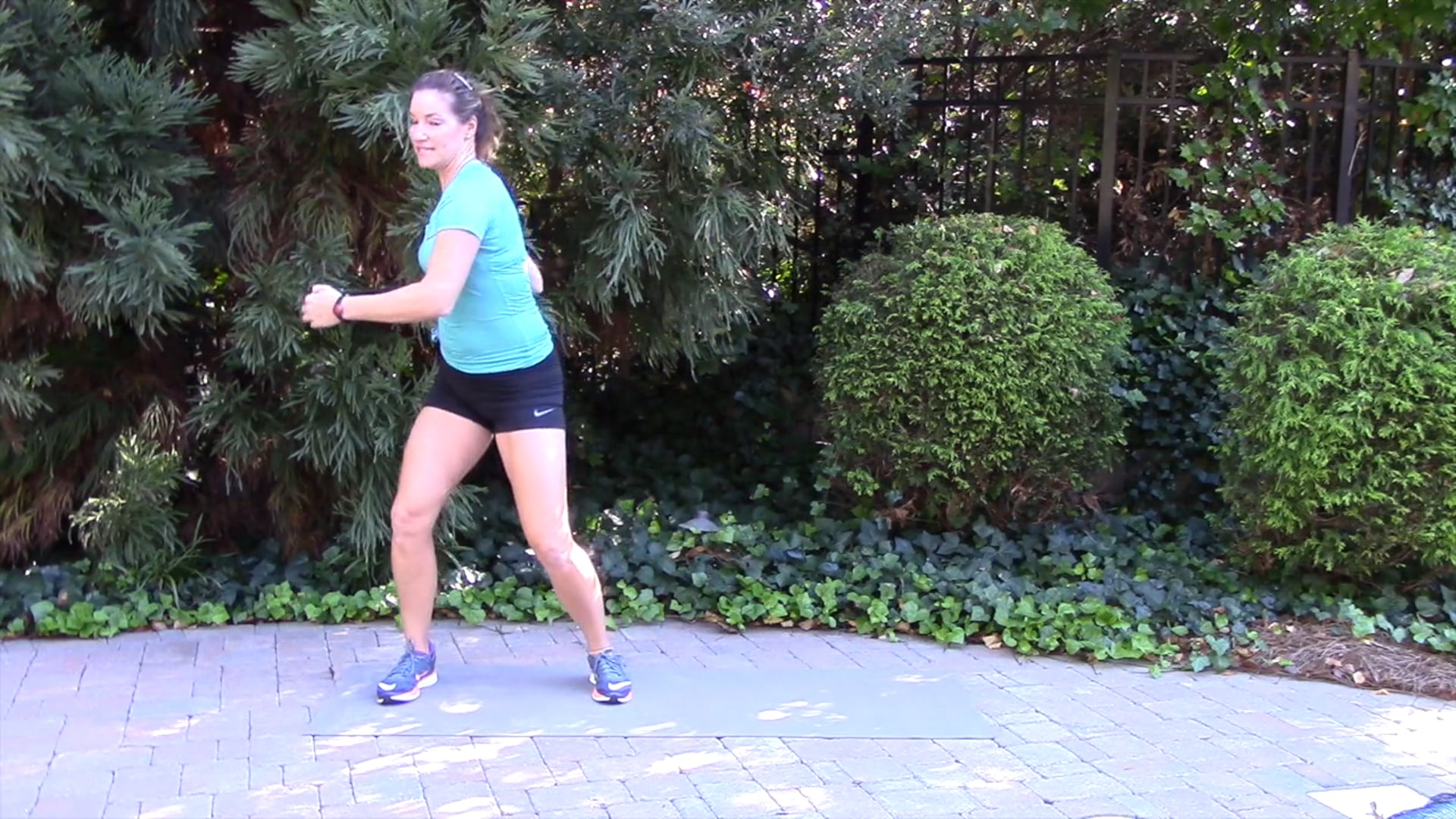 1-minute Side Shuffle with Twist