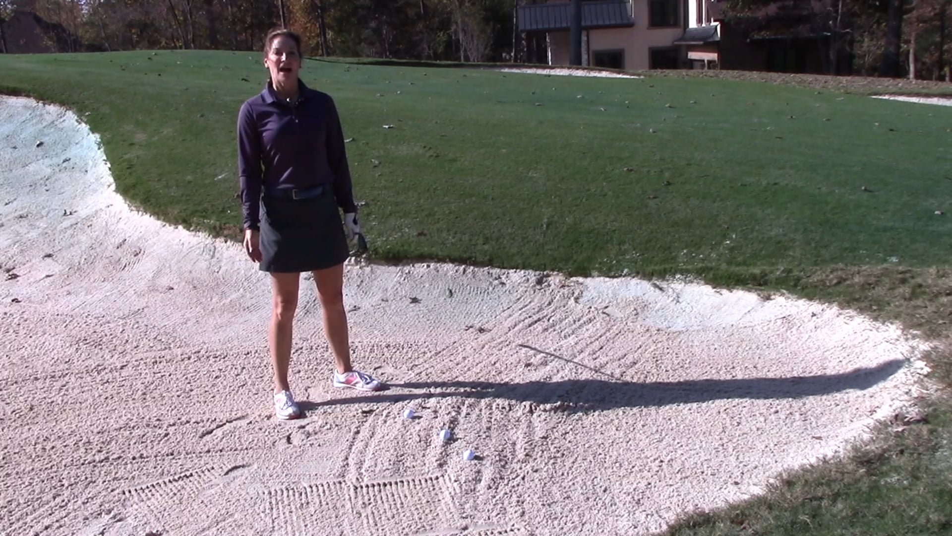 2:13 How to Hit a Basic Sand Shot 