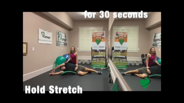 4-minute Stretch on Slope with Your Partner