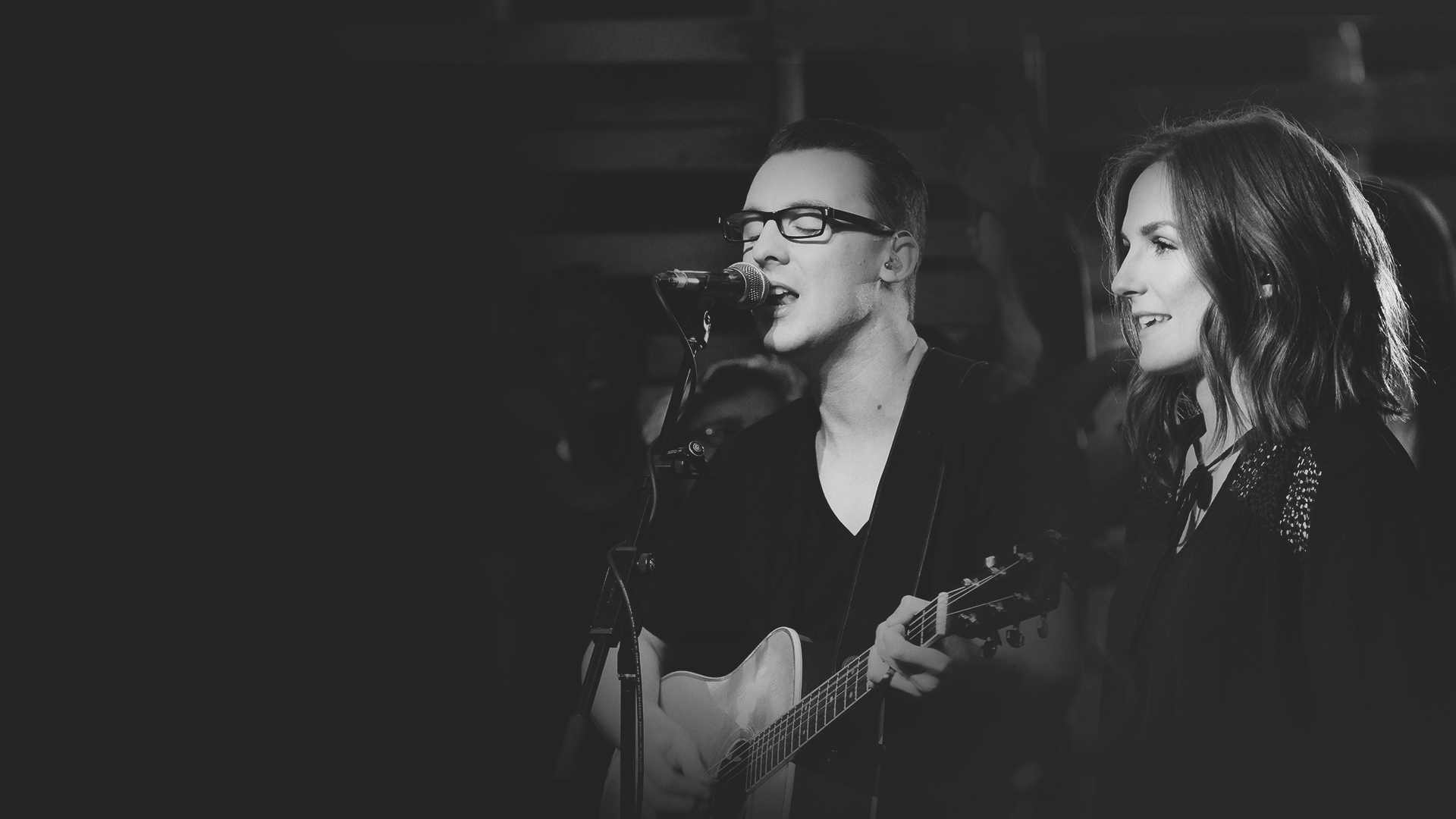 Session 03 | Momentum 2016: Worship with Jonathan and Alice Clarke 