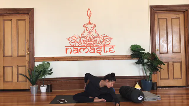 35 minute Yin for Hips