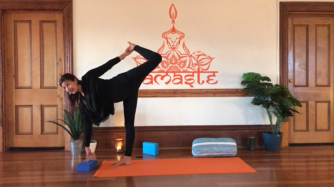 60 minute Mixed Vinyasa Flow (Sugar Cane)- Level 2-2.5
