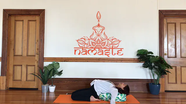 25 minute Yin Yoga for Mid Section