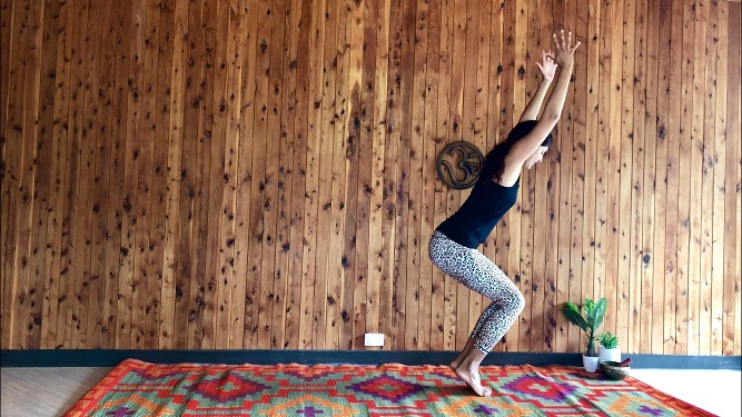 20 minute Balancing Flow- Level 1.5-2