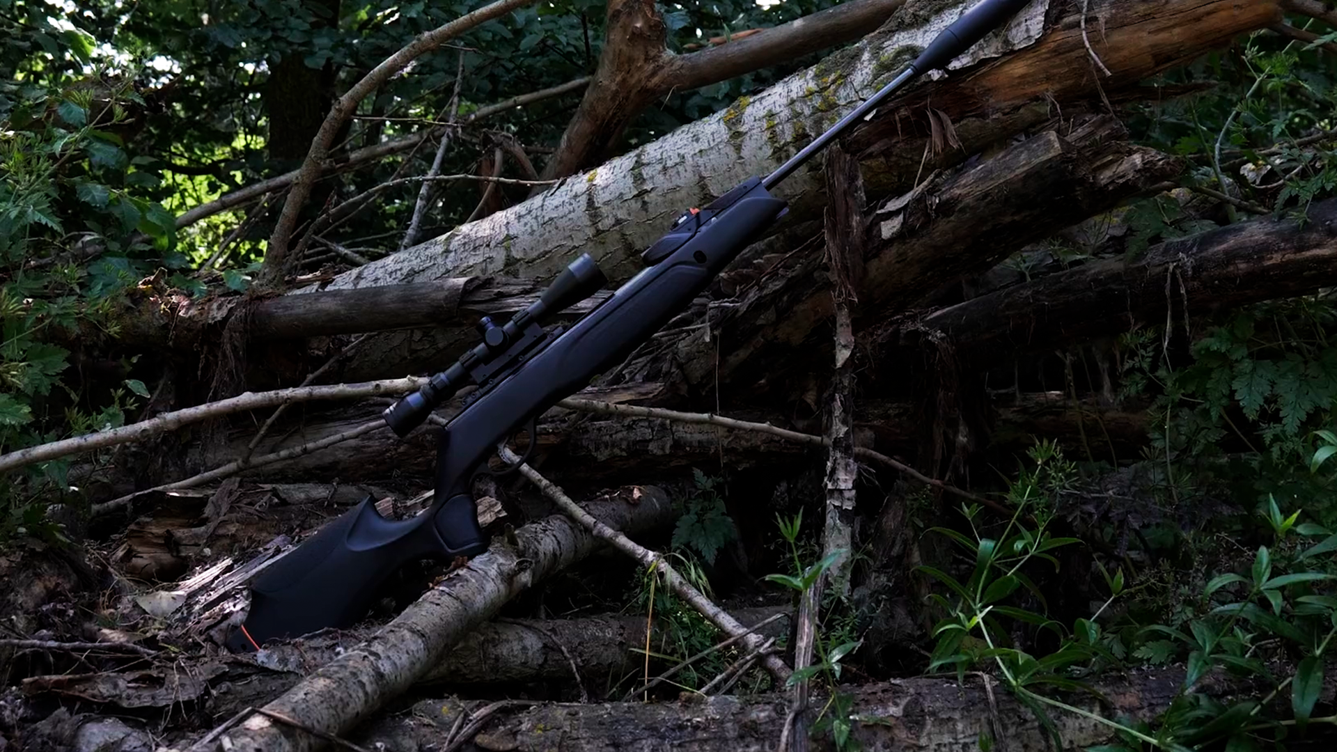 La armería de Cazavisión Carabina Gamo Swarm Magnum Pro 8X Gen3i
