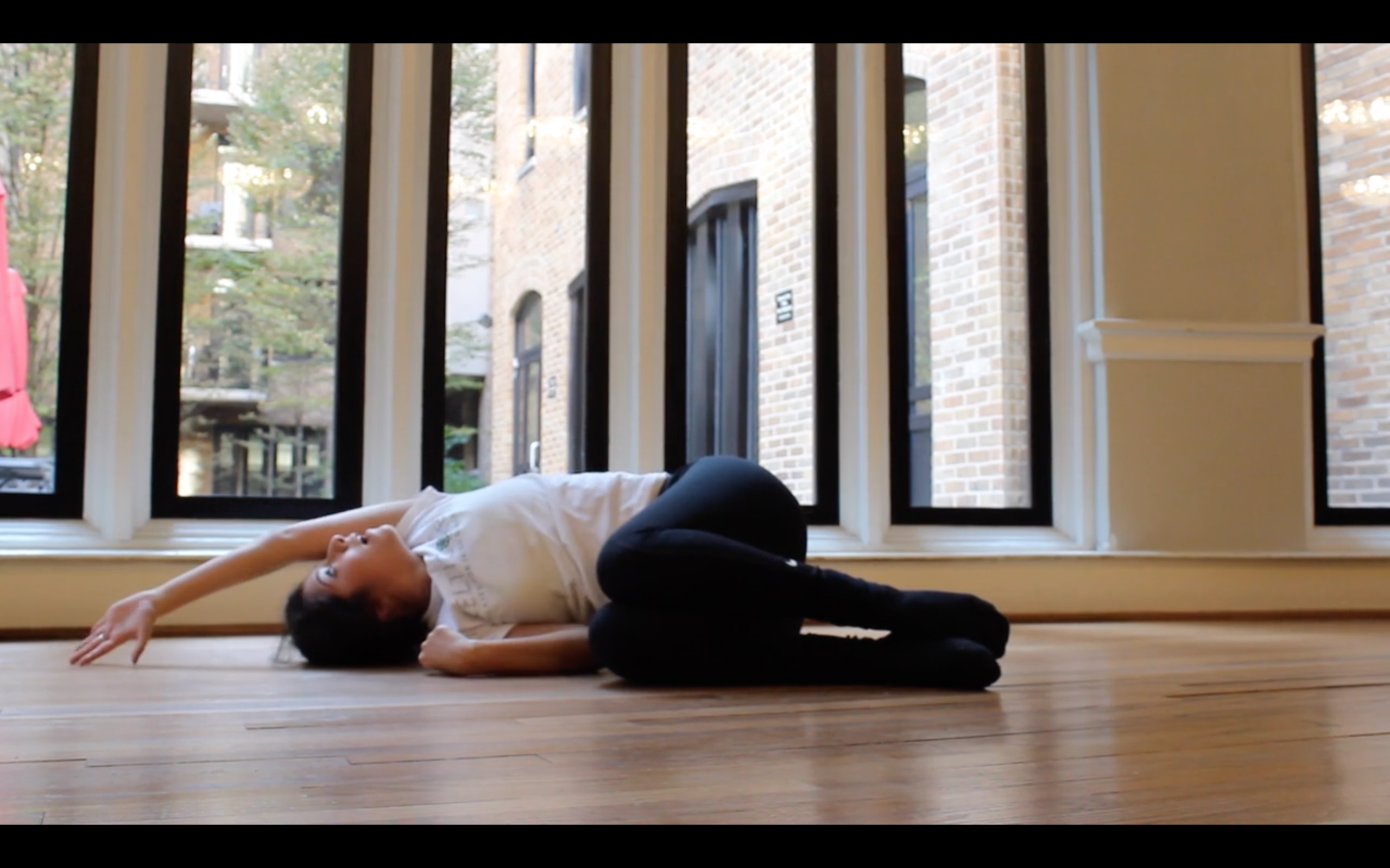 Modern Floor Warm-Up with Moira [All Levels]