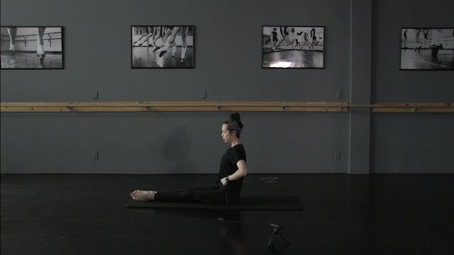 Full Body Pilates Mat Workout by Deir...