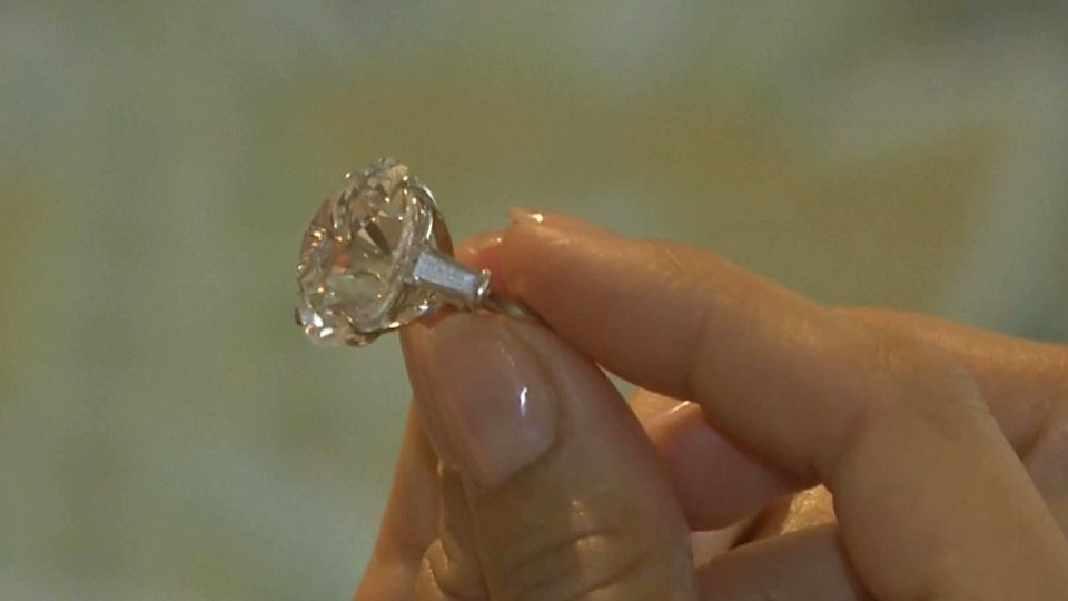 Lab-grown diamond market expanding