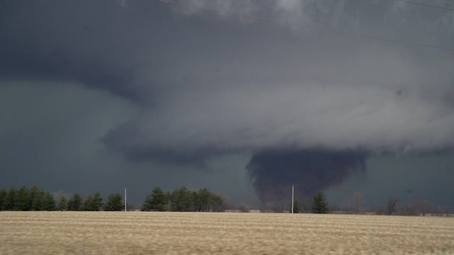 Tornadoes tear through U.S. South and Midwest