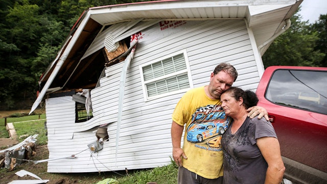 Families in Kentucky hit hard by storm damages
