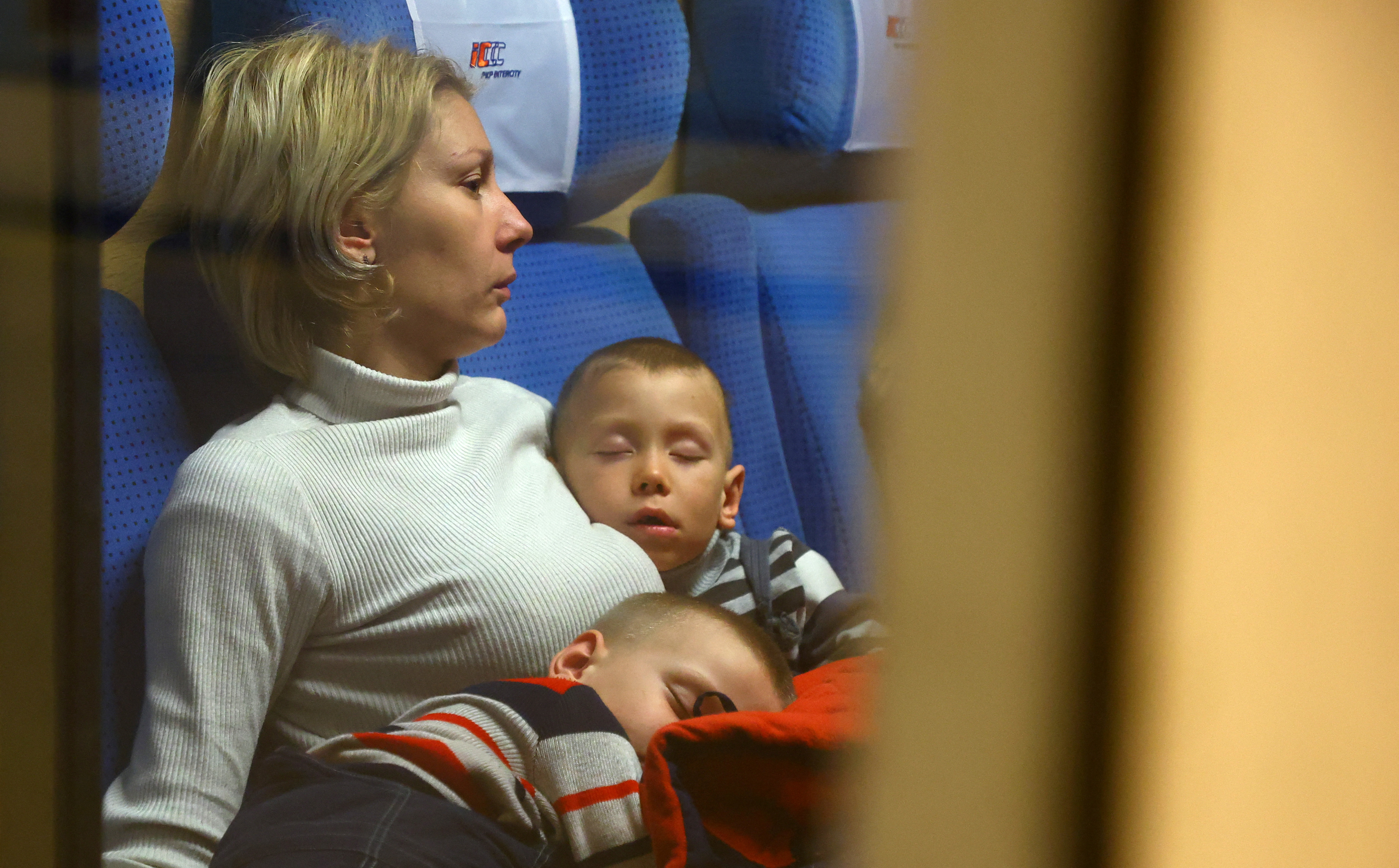 One month, 3 million refugees