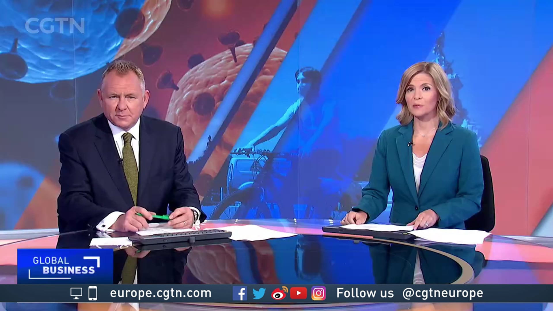 Passengers from U.S. and EU arrive in UK as travel restrictions ease