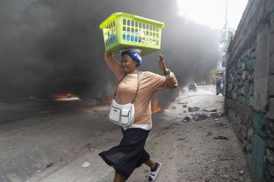 Haitians prepare as crisis escalates