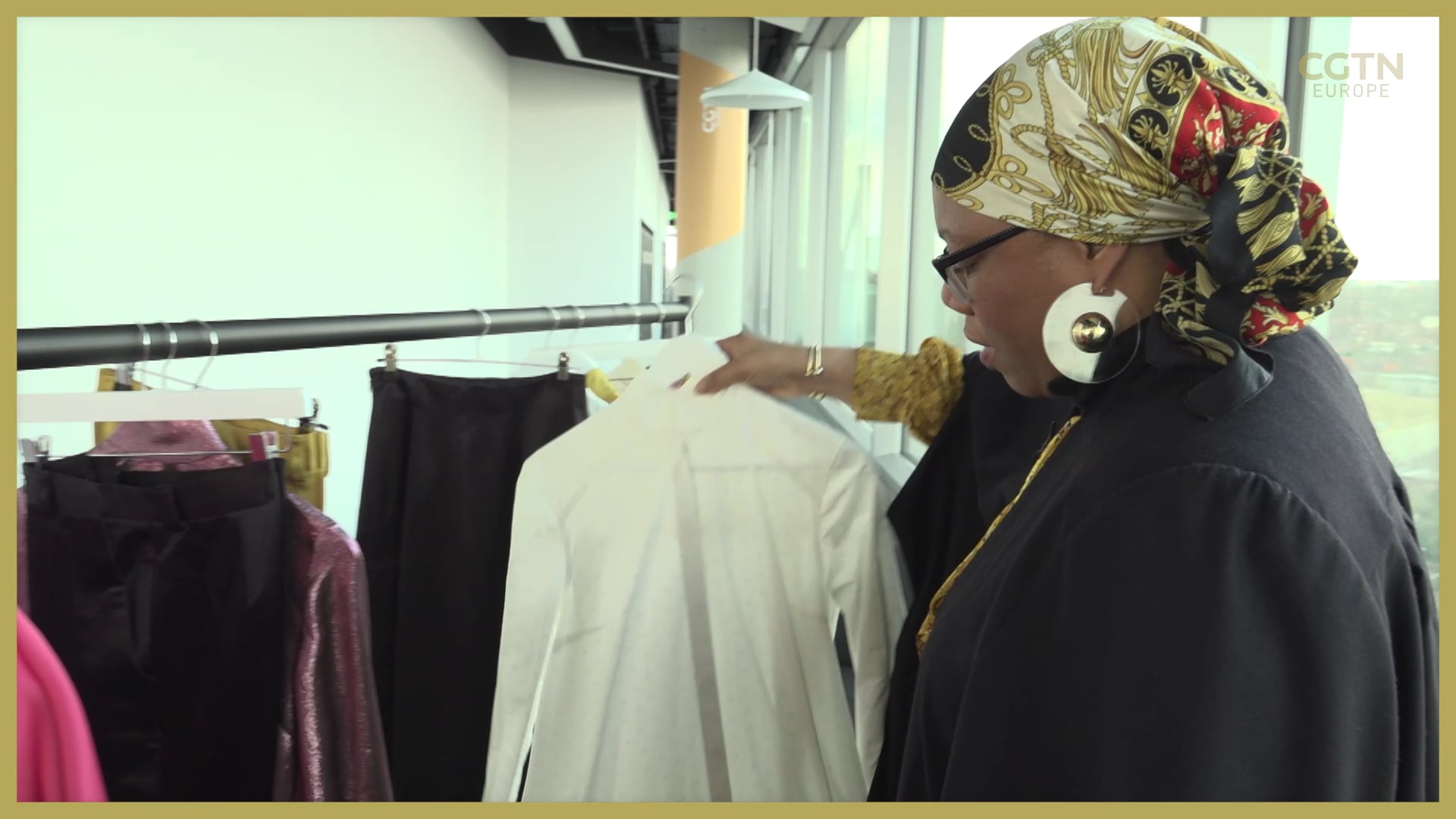 UK fashion faces challenges from the pandemic and Brexit