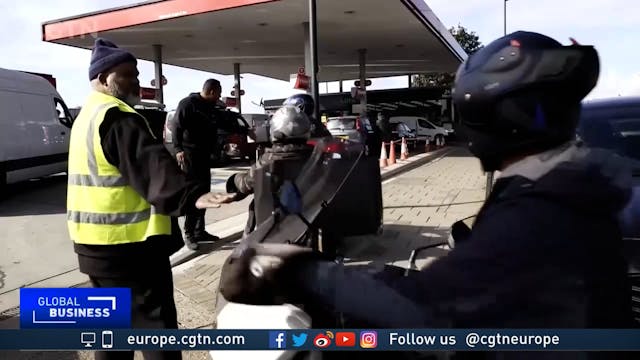 Fights at UK petrol stations as army ...