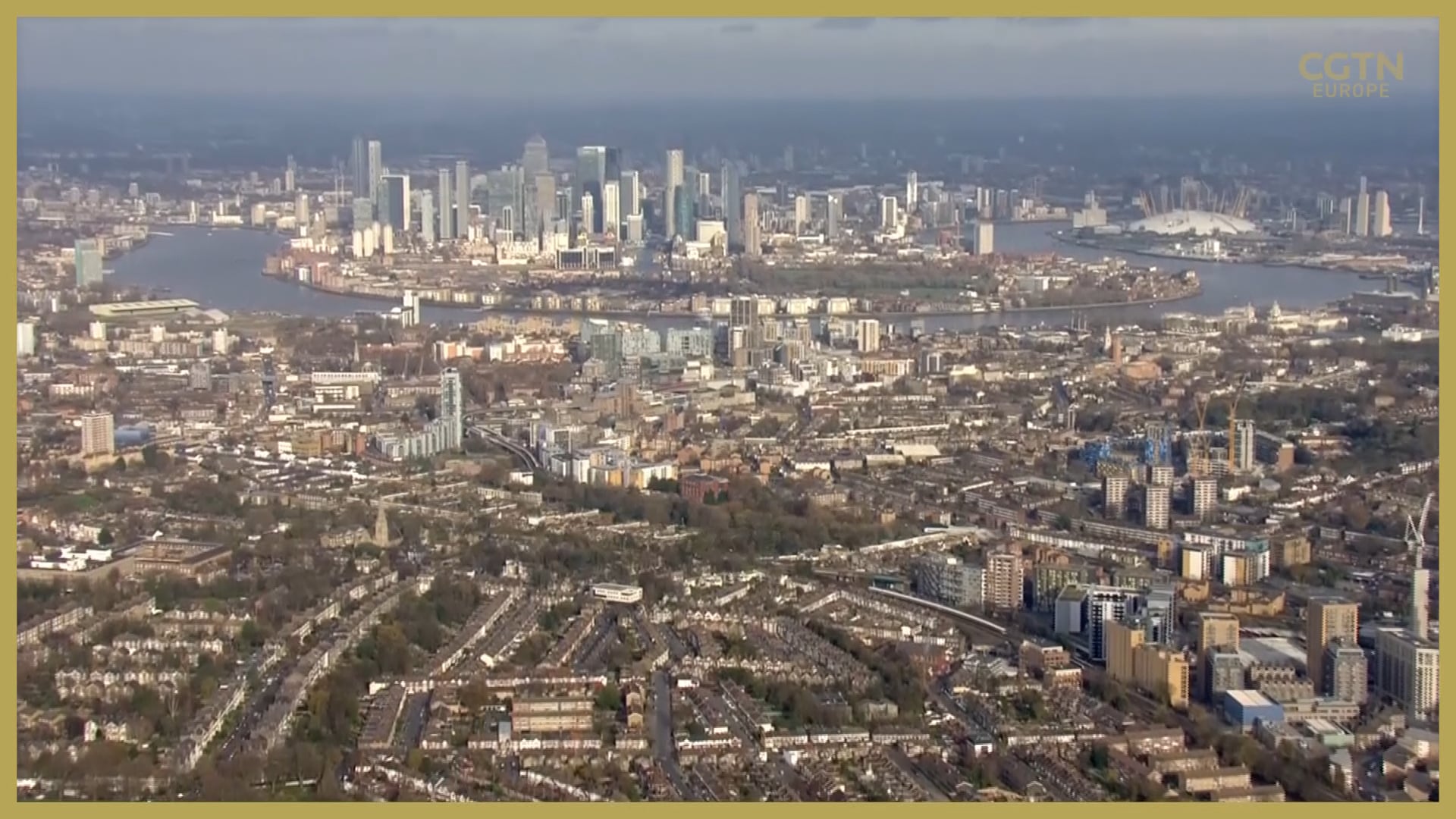 England's teachers take legal action to demand schools closure