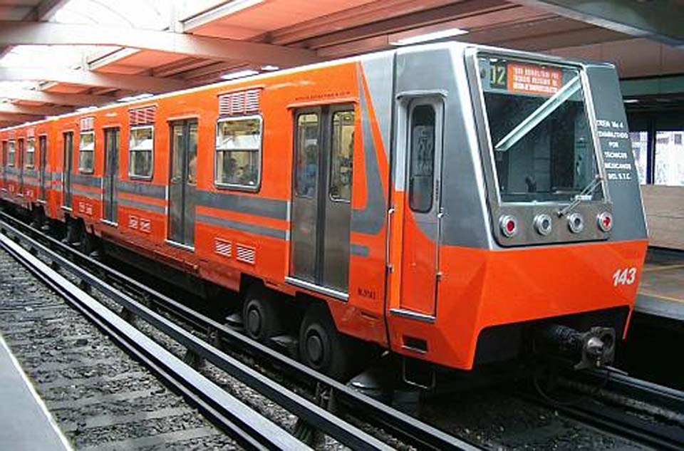 Mexico City Metro marks 50th anniversary of public service