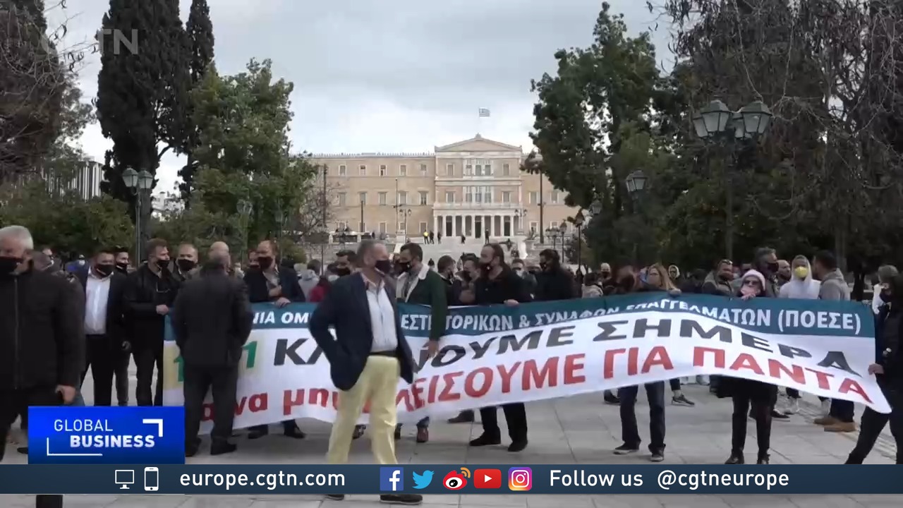 Hospitality workers protest over COVID-19 passports