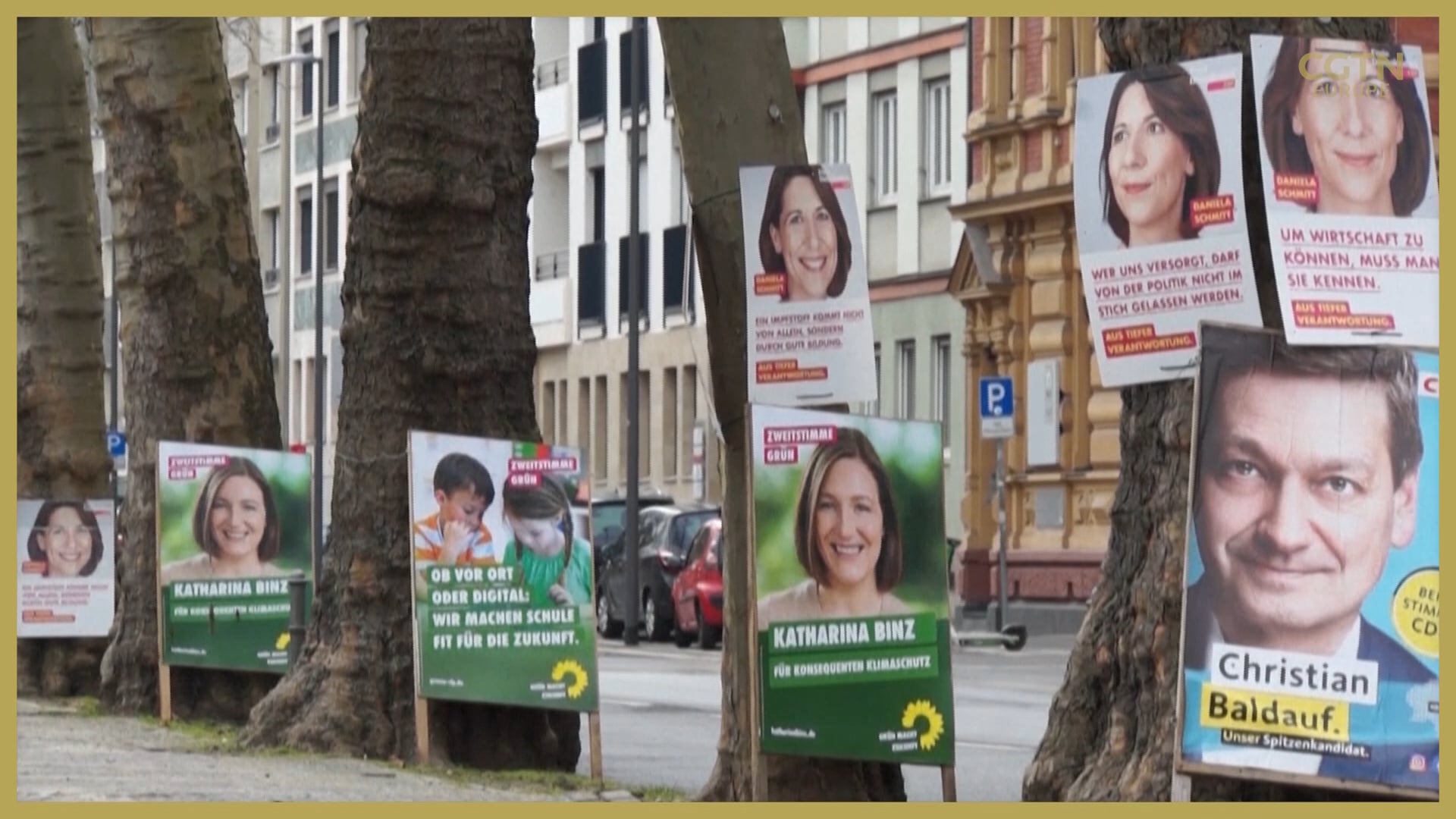 'Third wave' threatens Europe's COVID-19 recovery plans