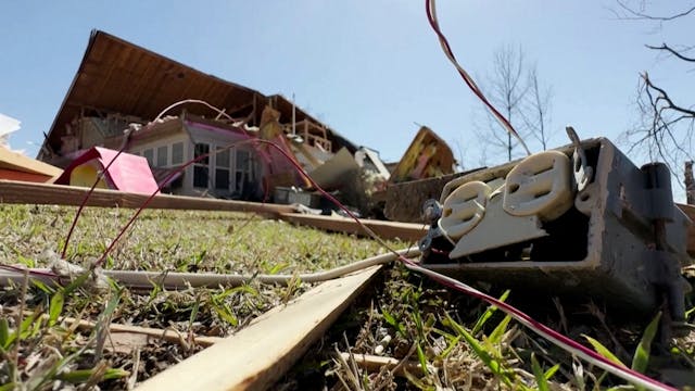 Tornadoes cause heavy damage in Arkansas