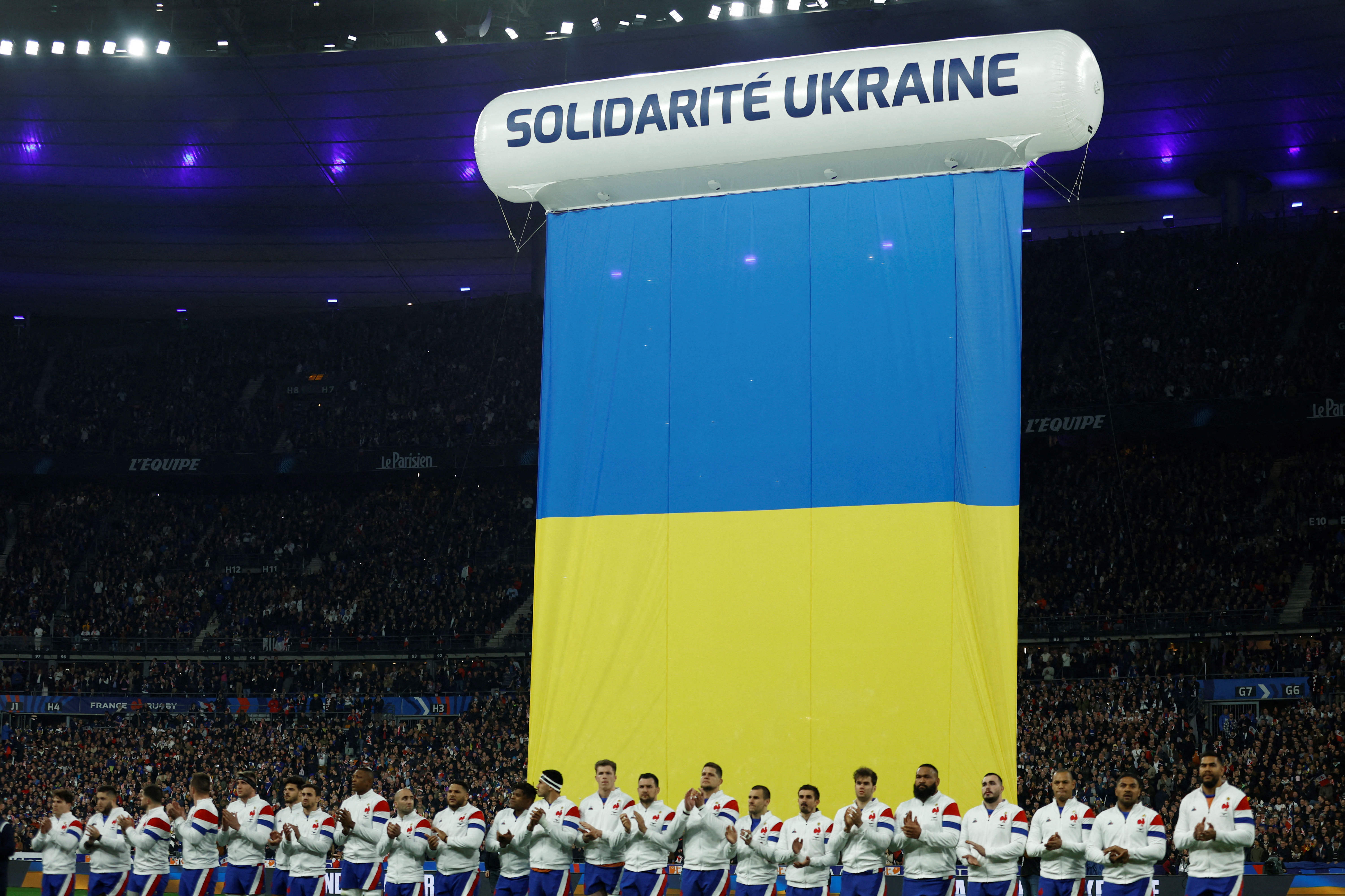 Will French companies boycott Russia?