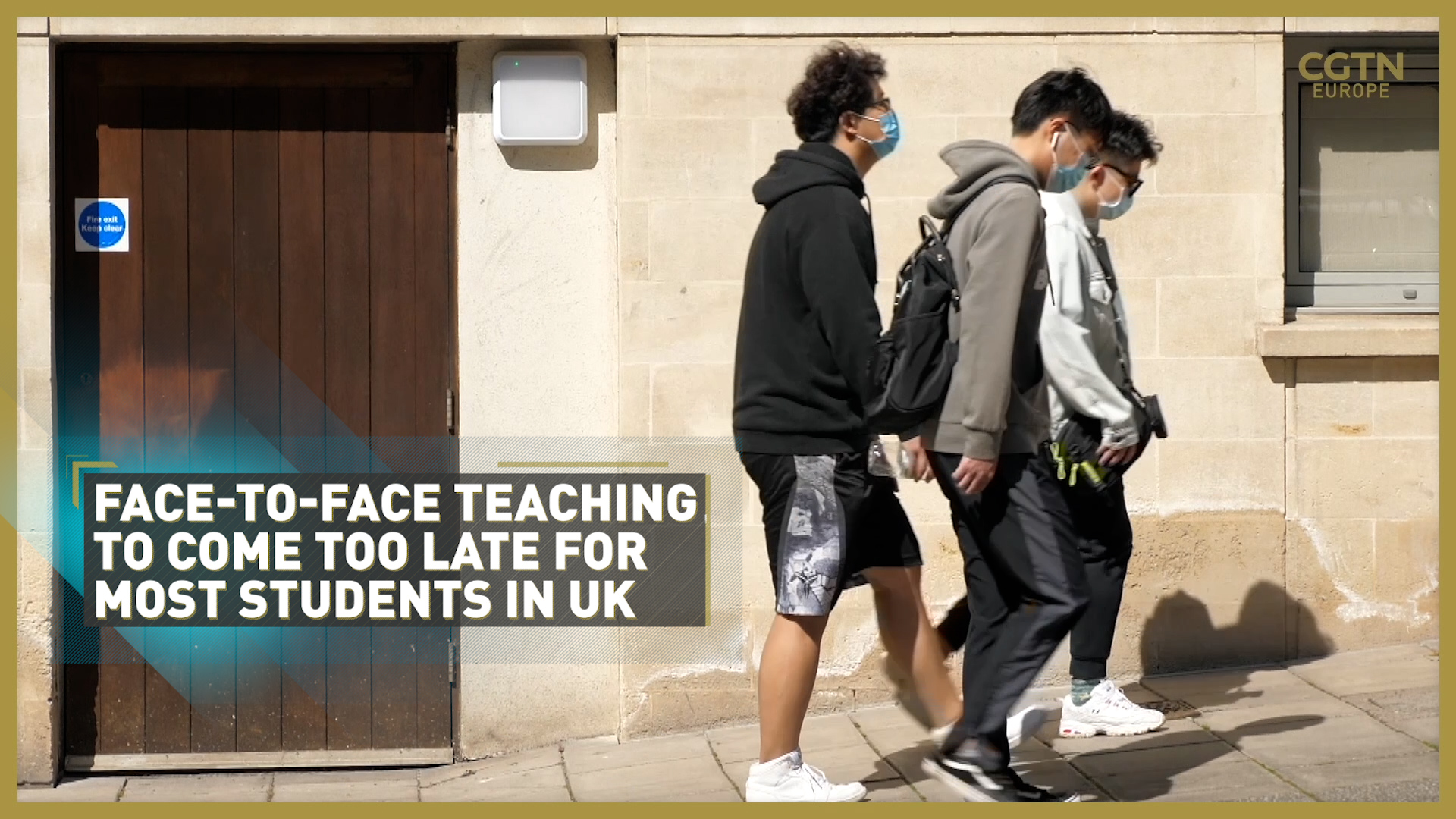 Students in UK can go to hairdressers, but not to in-person lectures