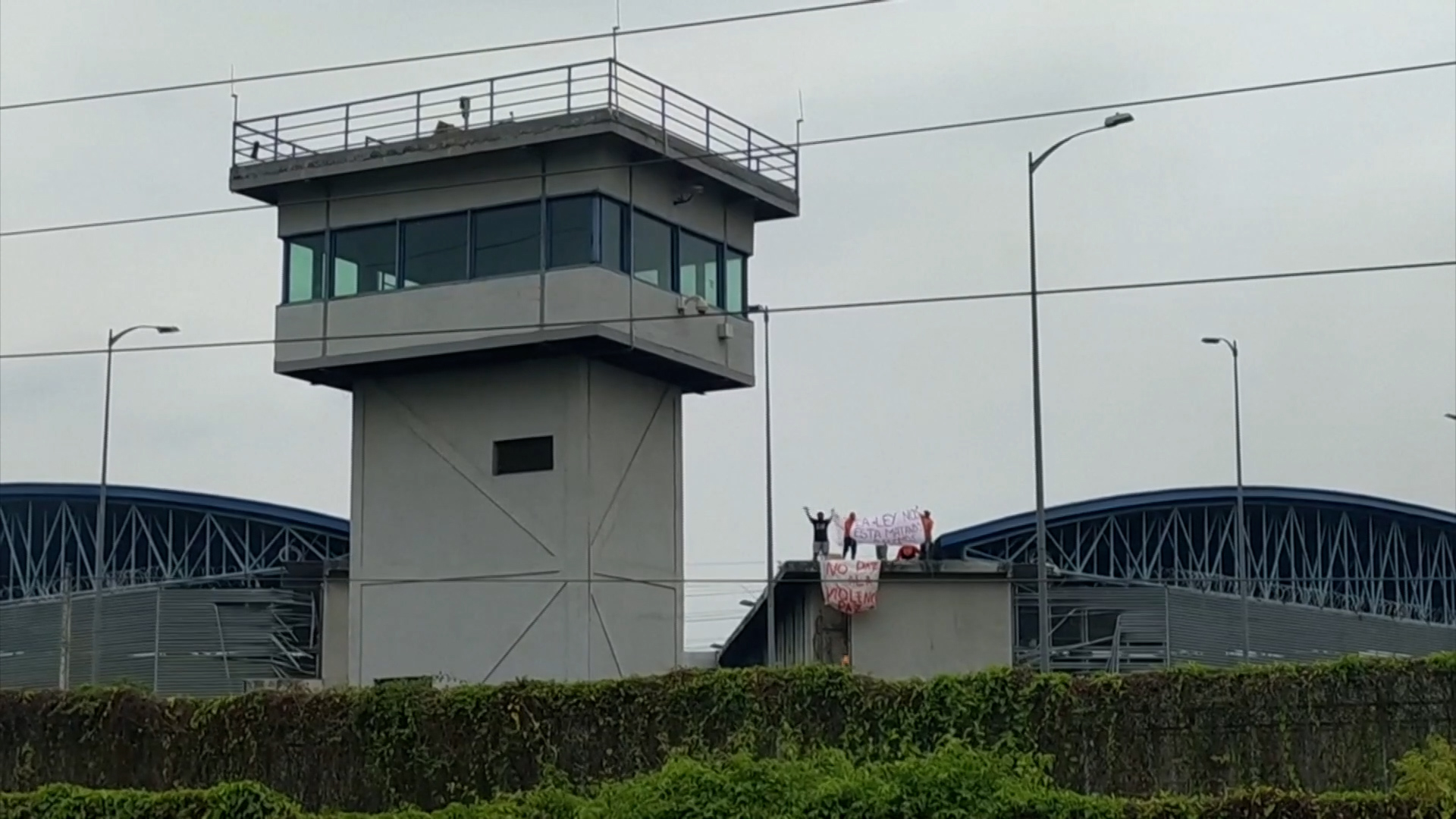 Mexican Cartels Blamed for Increased Violence in Ecuador's Prisons