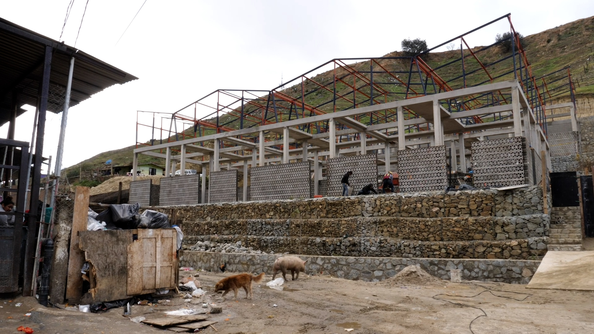  Stuck in Tijuana: The Migrants Last Refuge