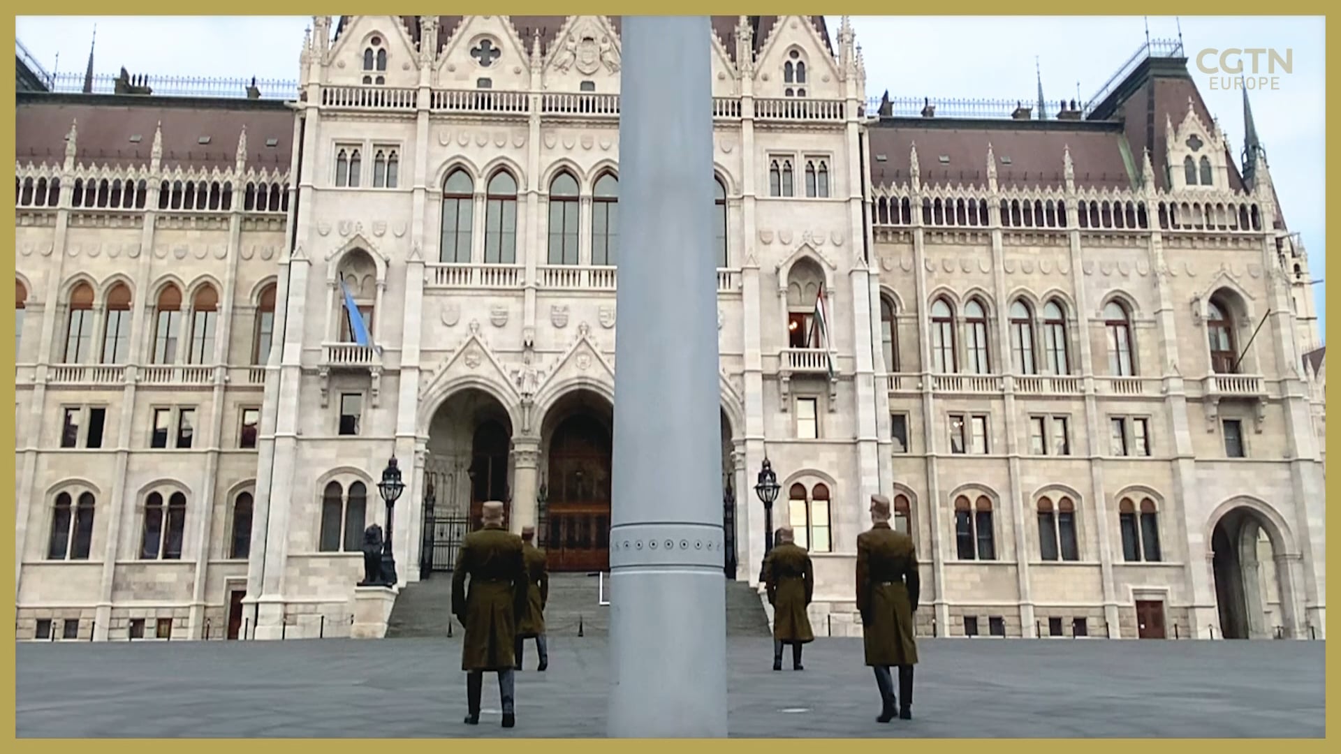 Hungary defies EU to seal vaccine deals amid AstraZeneca row