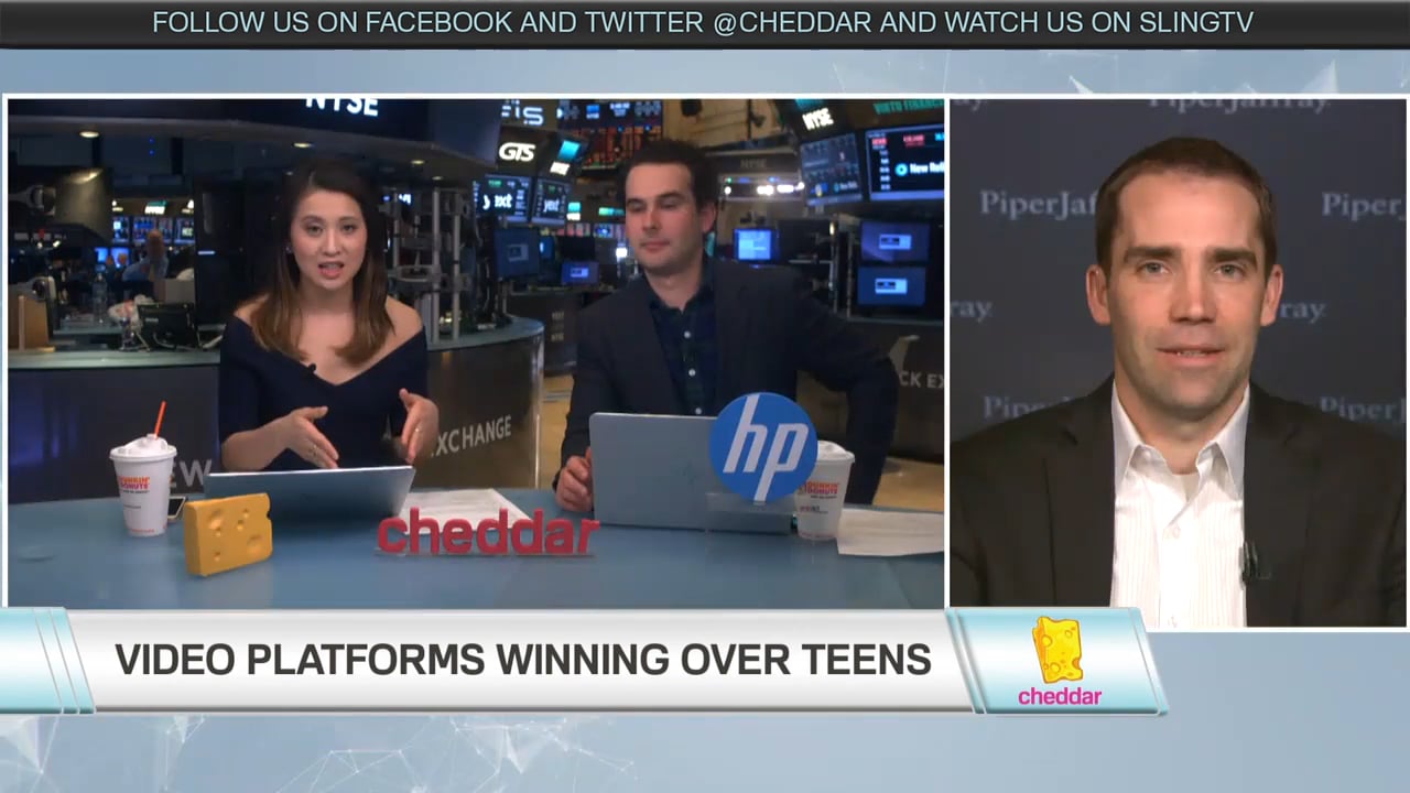 Piper Jaffray on Potential of Hulu Live TV