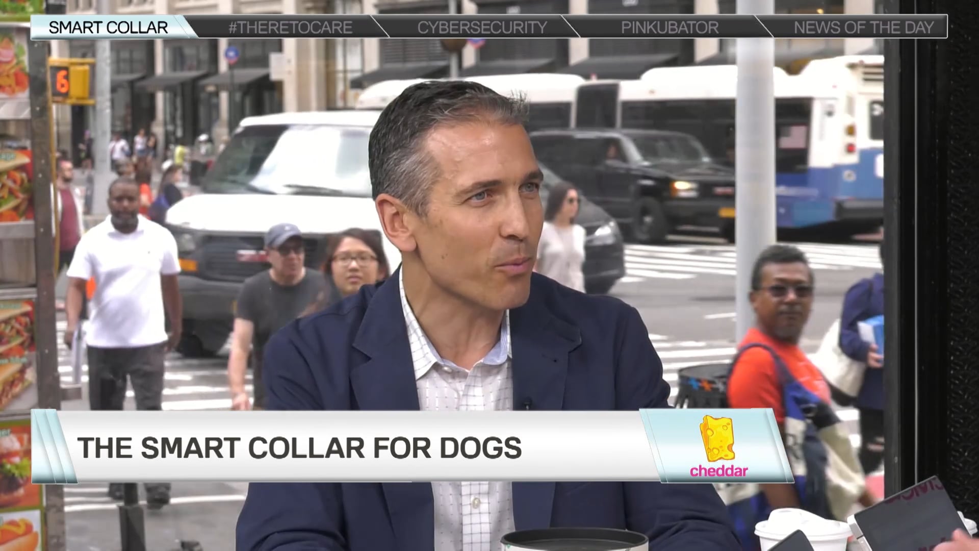 Link AKC is a Smart Collar for Your Dog, Featuring GPS and LED Lighting