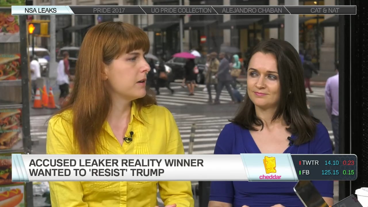 Salon's Amanda Marcotte - Trump Can Fight Leaks With Transparency