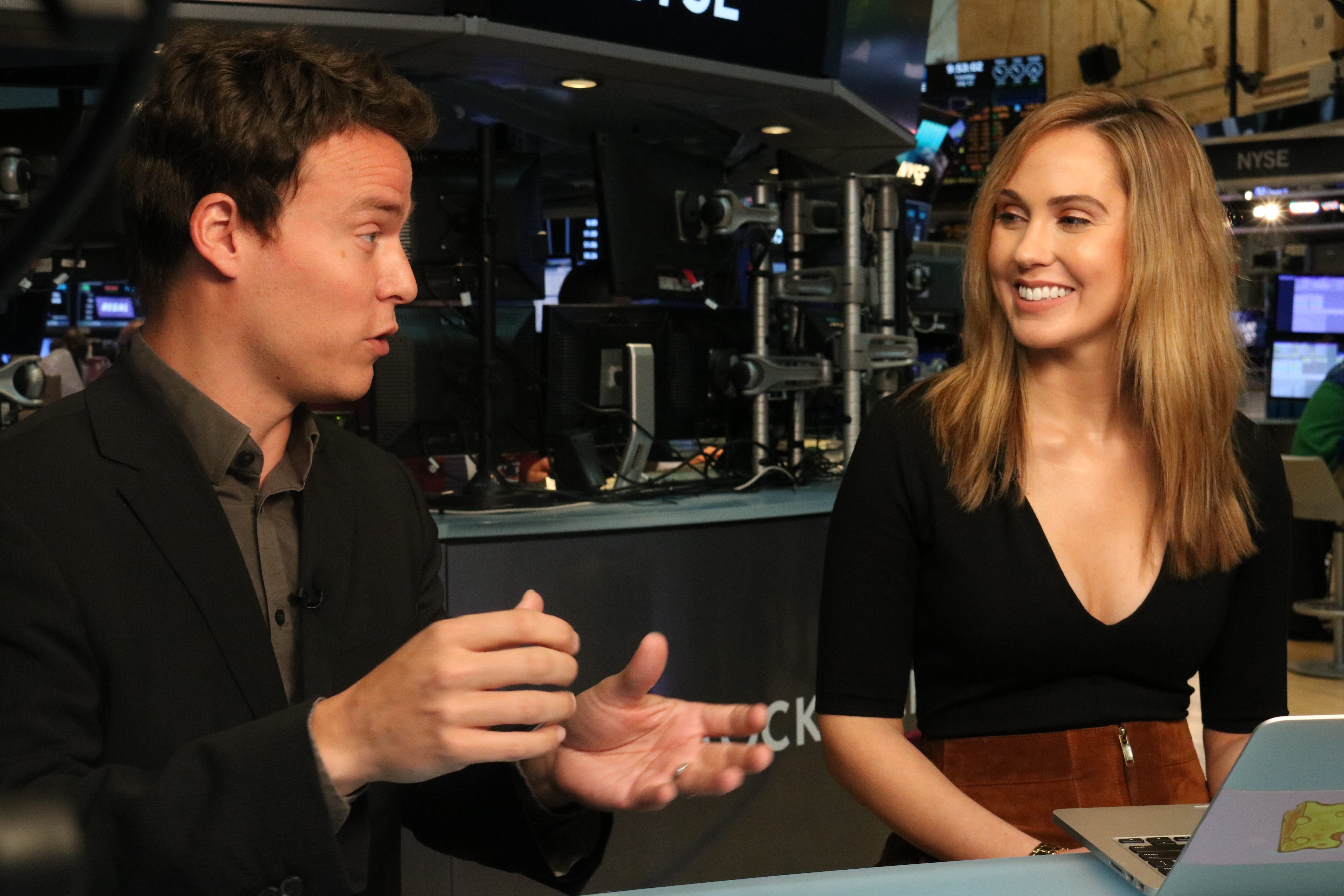 Beepi Sr. Automotive Editor Alex Lloyd on How The Online Car Dealership Is Changing The Auto Industry