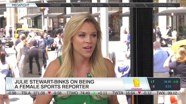 Julie-Stewart Banks Talks Mayweather-...