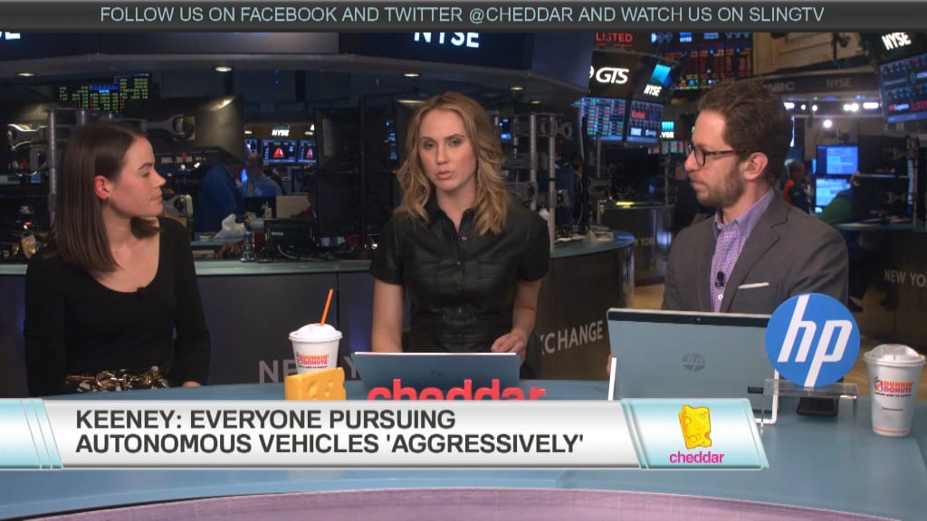 How Does Tesla Stand Out When Everyone Is Pursuing Autonomous?