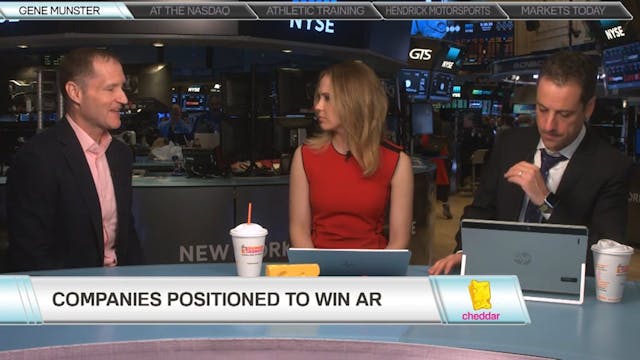 Leading Apple Expert Gene Munster- Ne...