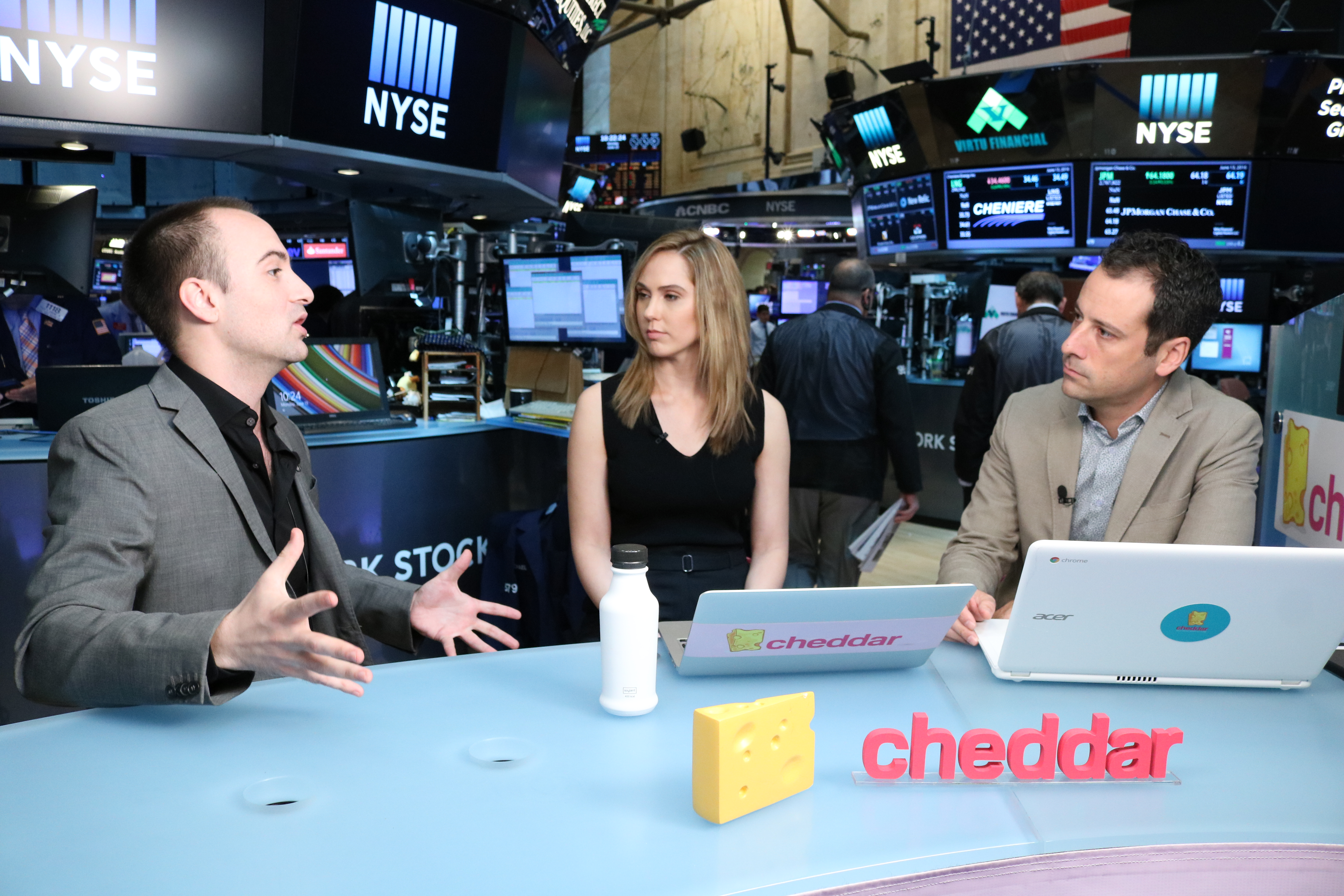 Preview of WWDC 2016 with Mic's Tech Reporter Jack Smith
