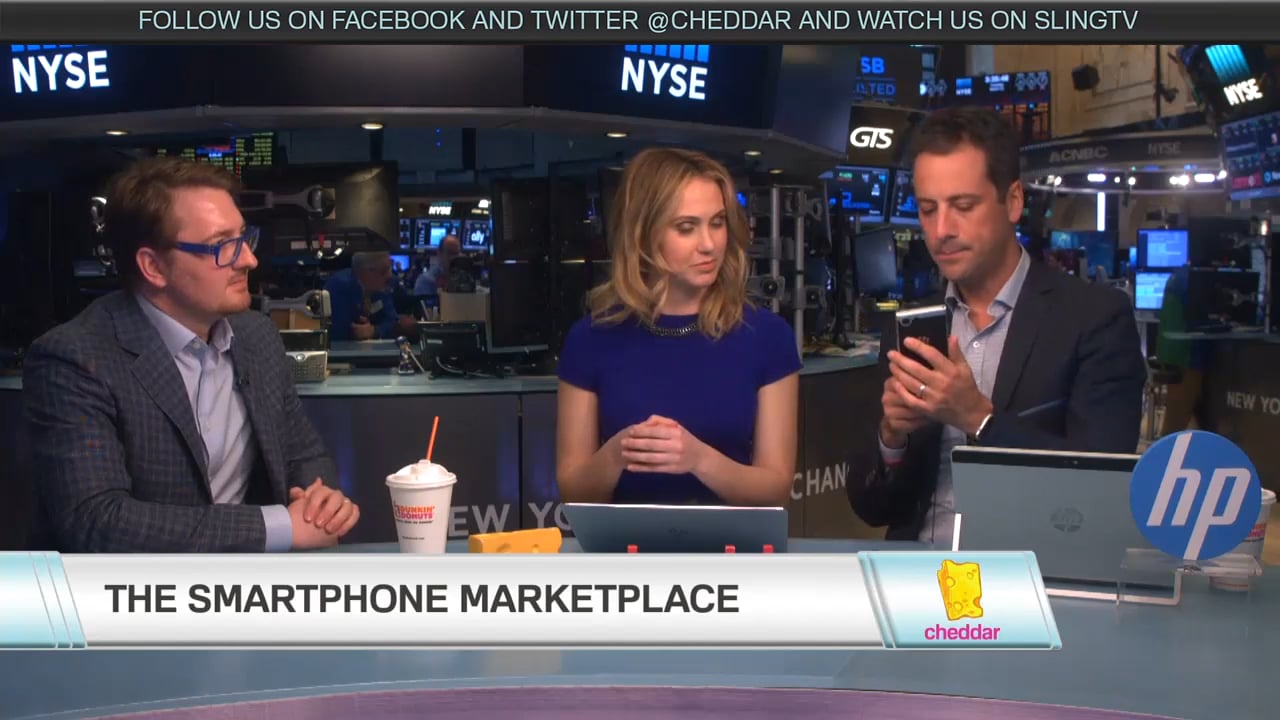 We Go Hands On With the Blackberry Keyone