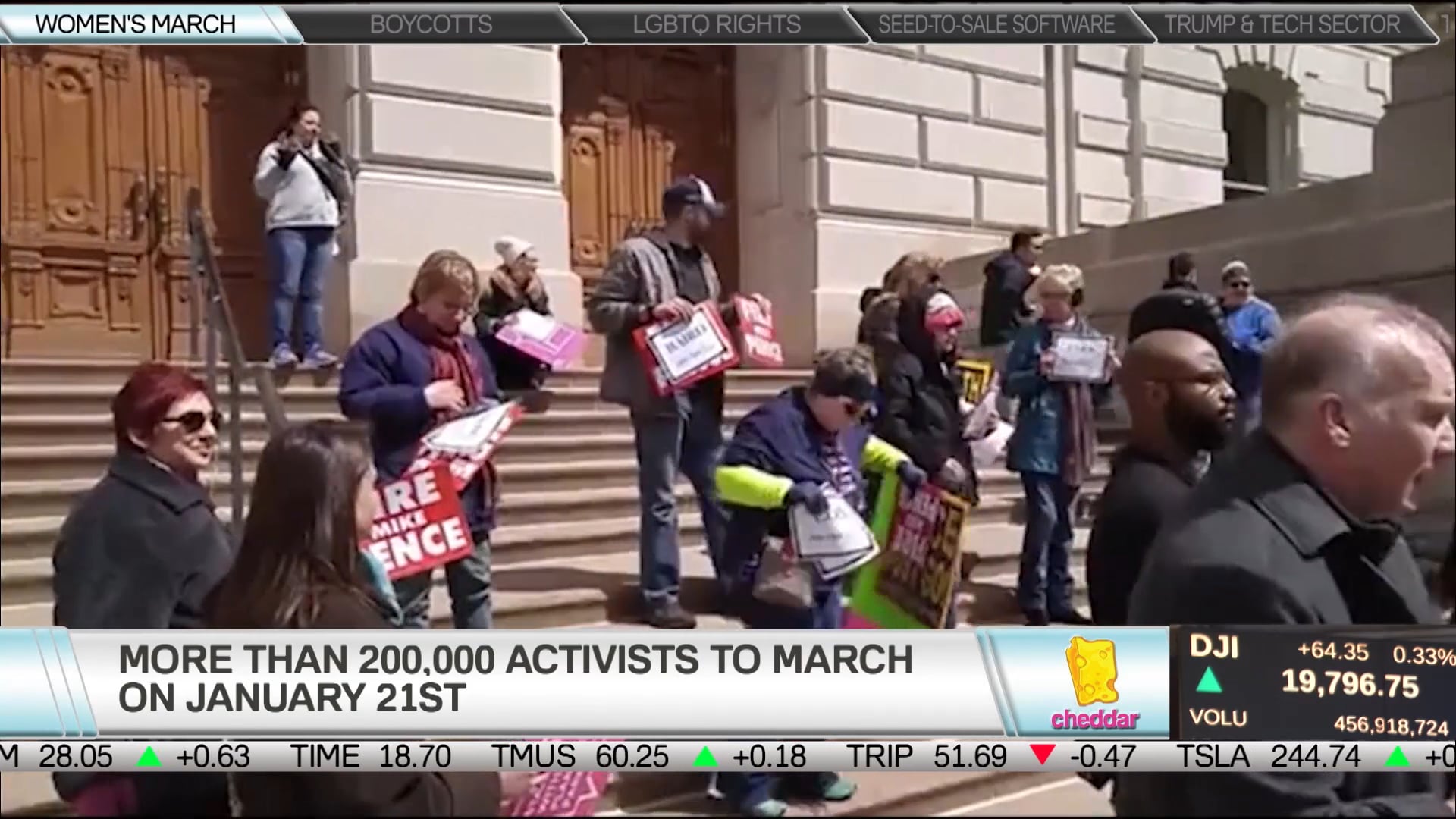 Hollywood Life's Bonnie Fuller on the Women's March on Washington