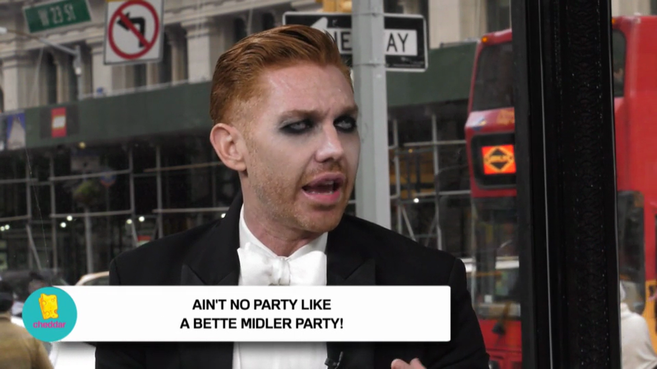 How does Bette Midler plan Hulaween every year?