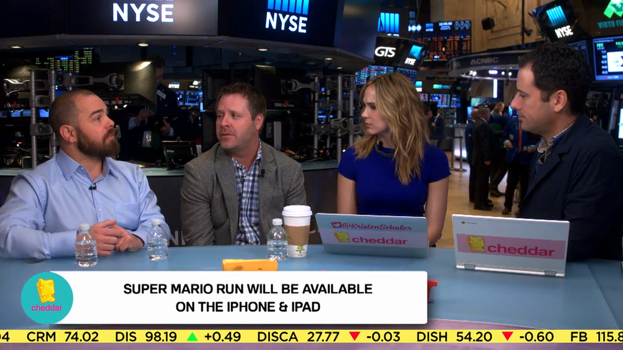 Comparing Super Mario Run and Pokemon Go