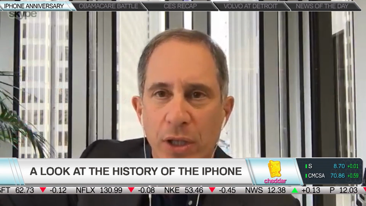 Fortune's Adam Lashinsky on Apple's 10th iPhone Anniversary